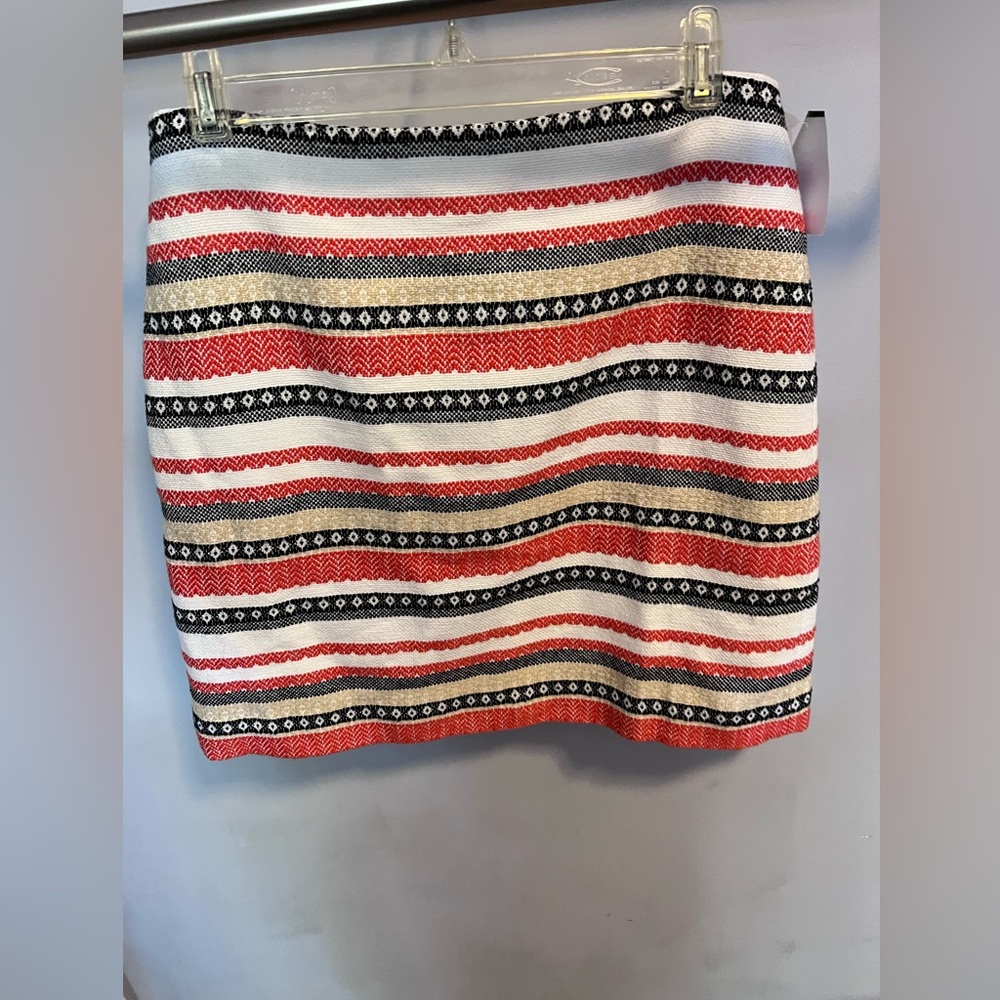 New with tags. Loft skirt. Size 8 petite but runs small